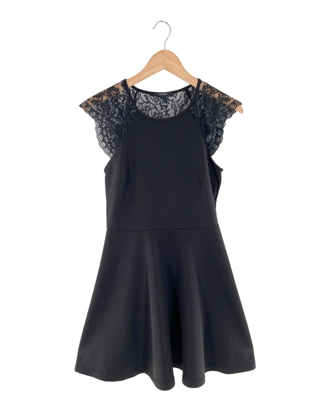 Vestido midi espalda en blonda