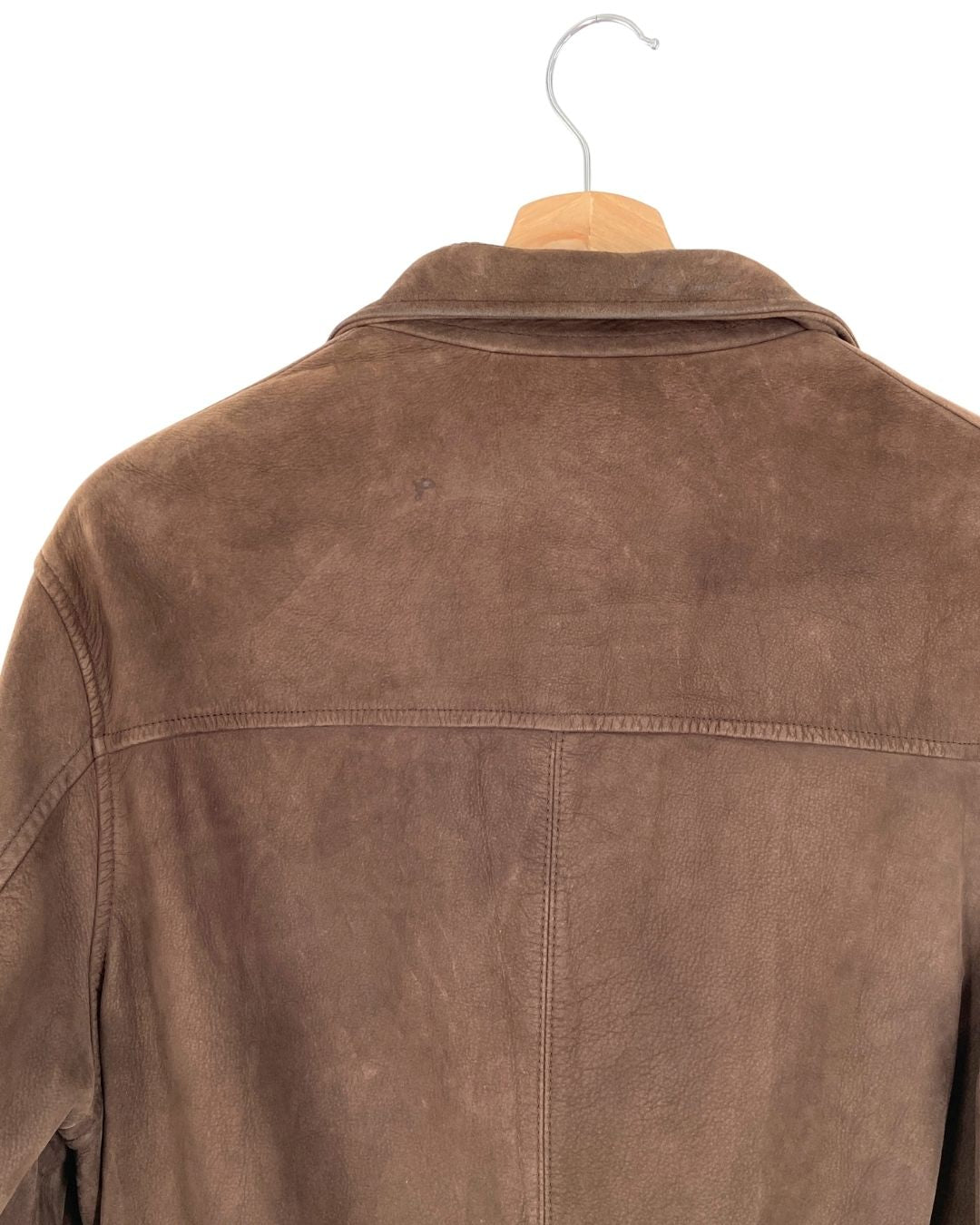Chaqueta en cuero encauchada