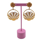 Aretes metalizados