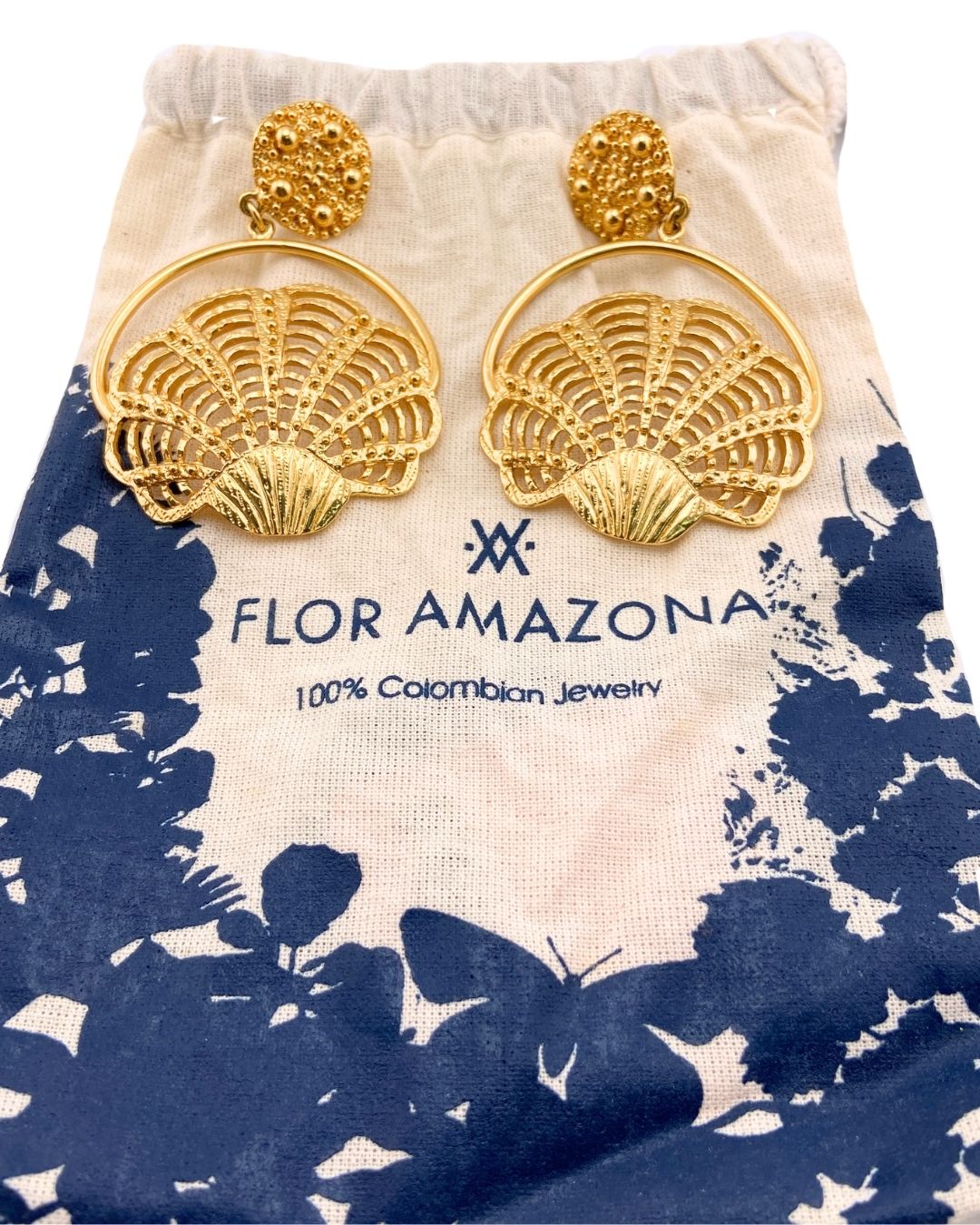 Aretes metalizados