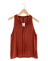 Blusa satinada cuello halter