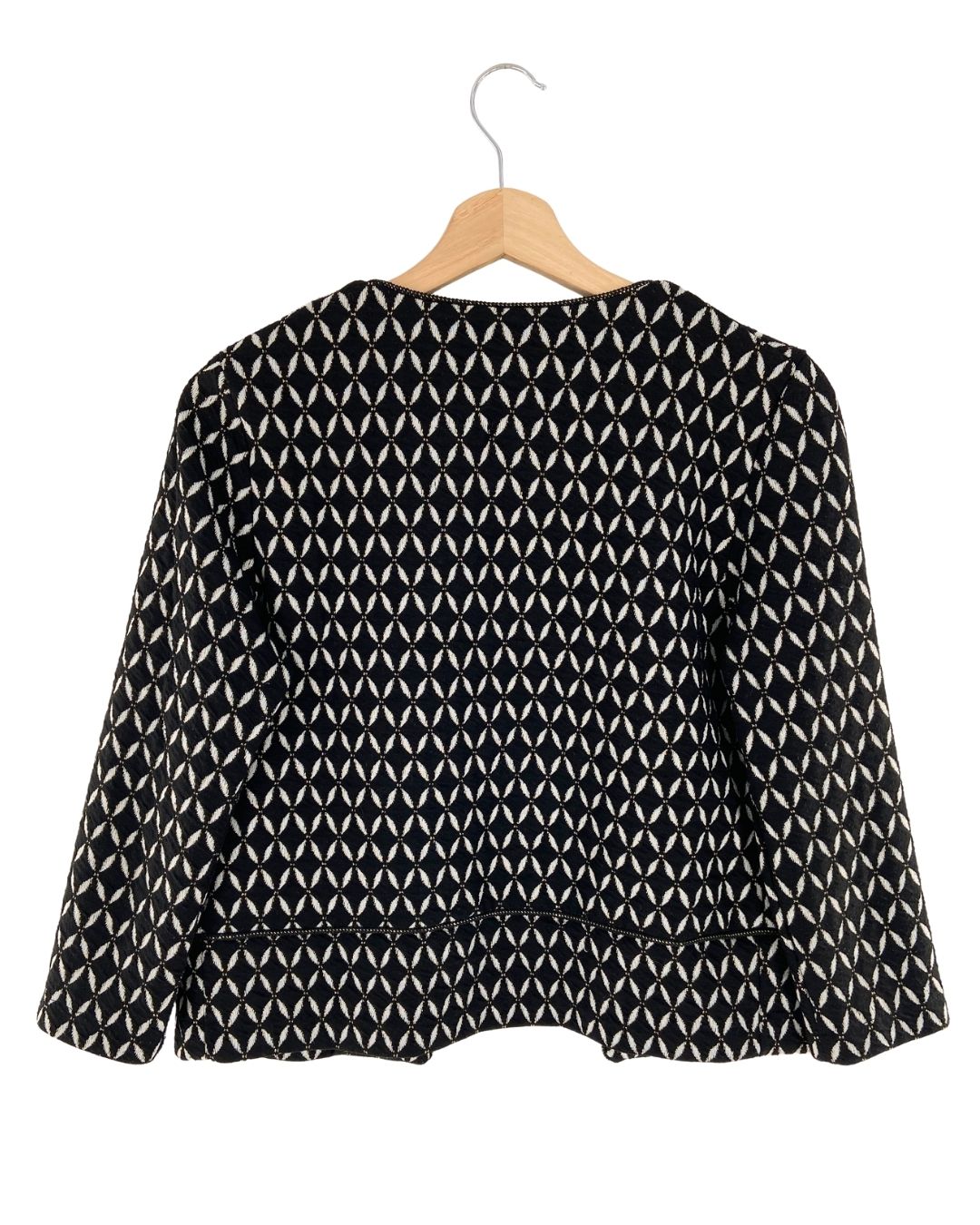 Chaqueta tejida con diseño