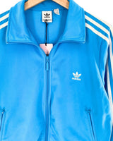Chaqueta deportiva con lineas