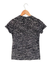 Camiseta depotiva lineas