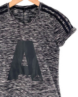 Camiseta depotiva lineas