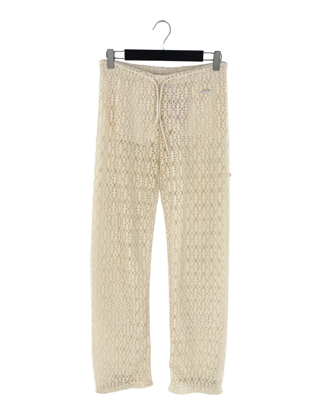 Pantalon en diseño calado