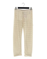 Pantalon en diseño calado
