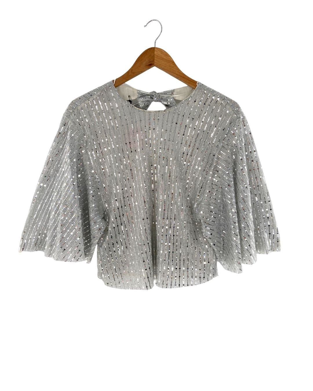 Blusa anudada al cuello