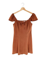 Vestido tiras en vuelo mini