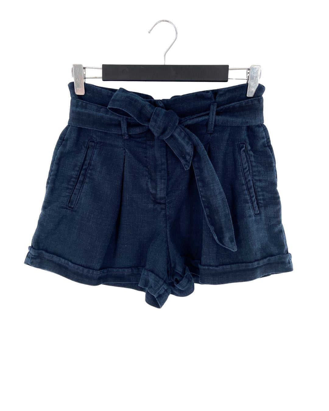 Short mini con cinturon