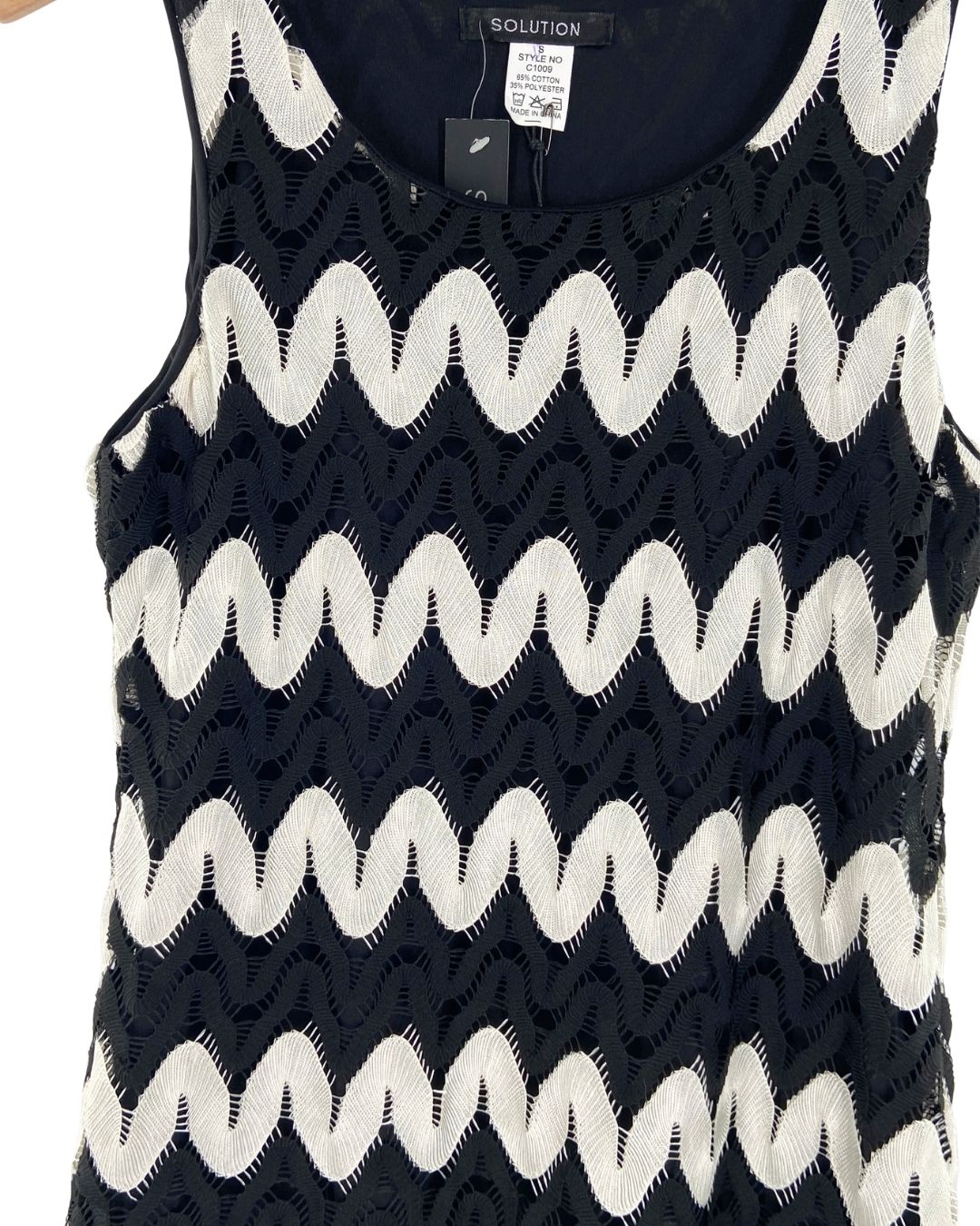 Blusa en blonda tejida