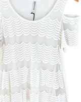 Blusa en mesh bordado cut out