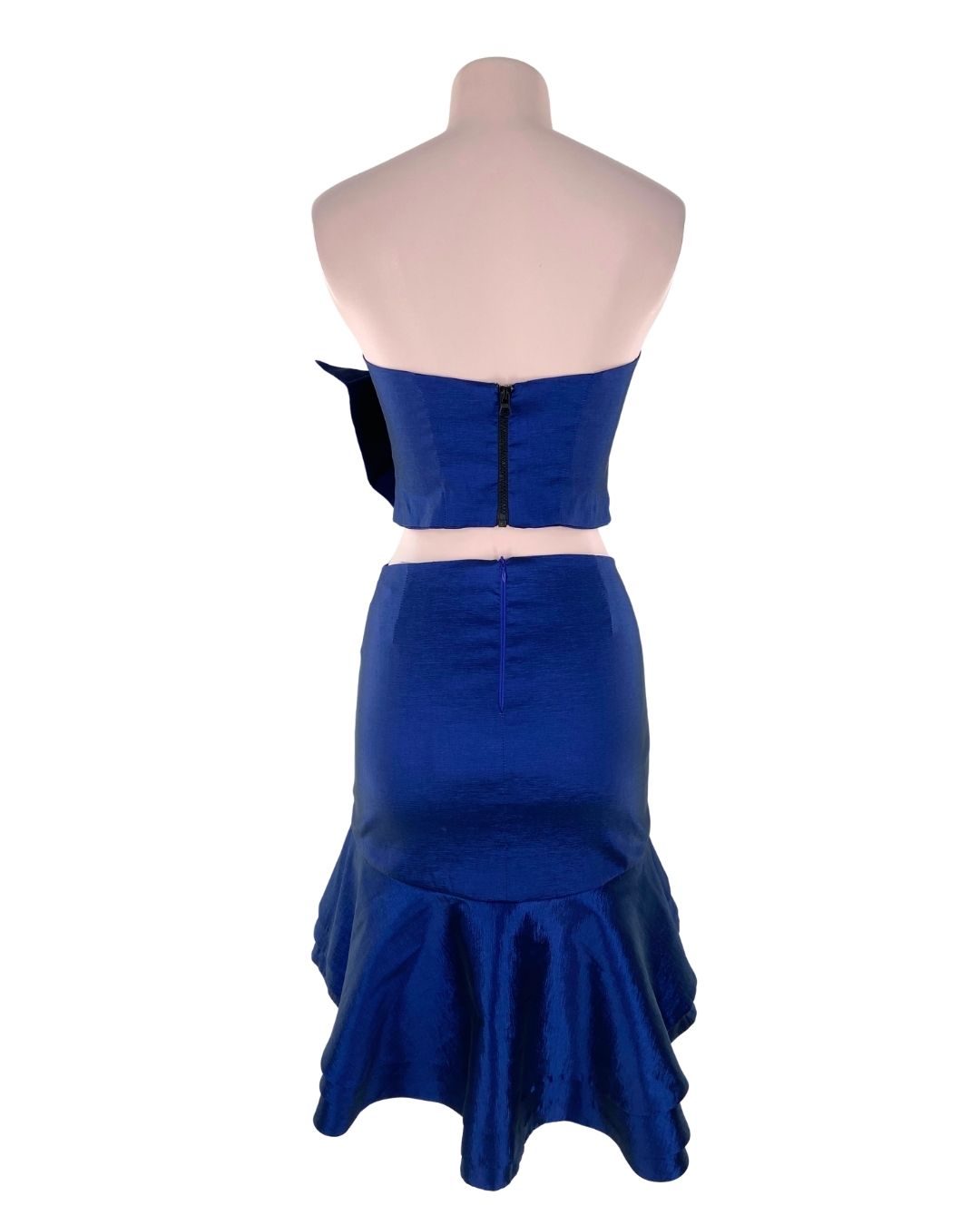 Set de blusa strapless y falda