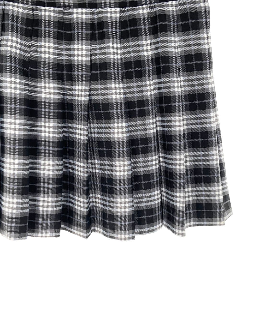 Falda mini con prenses
