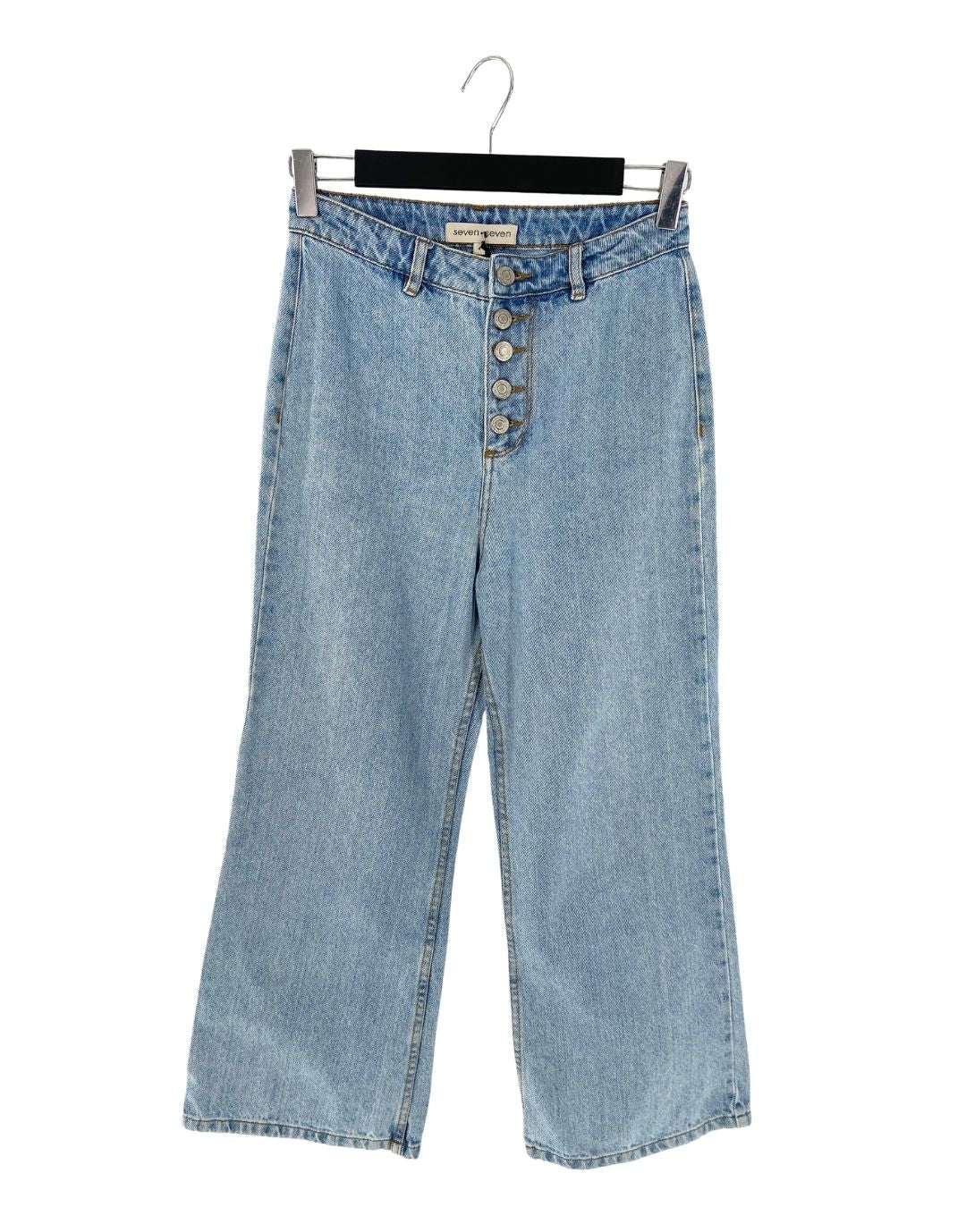 Jean rigido abotonado wide leg