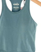 Top tank deportivo con textura