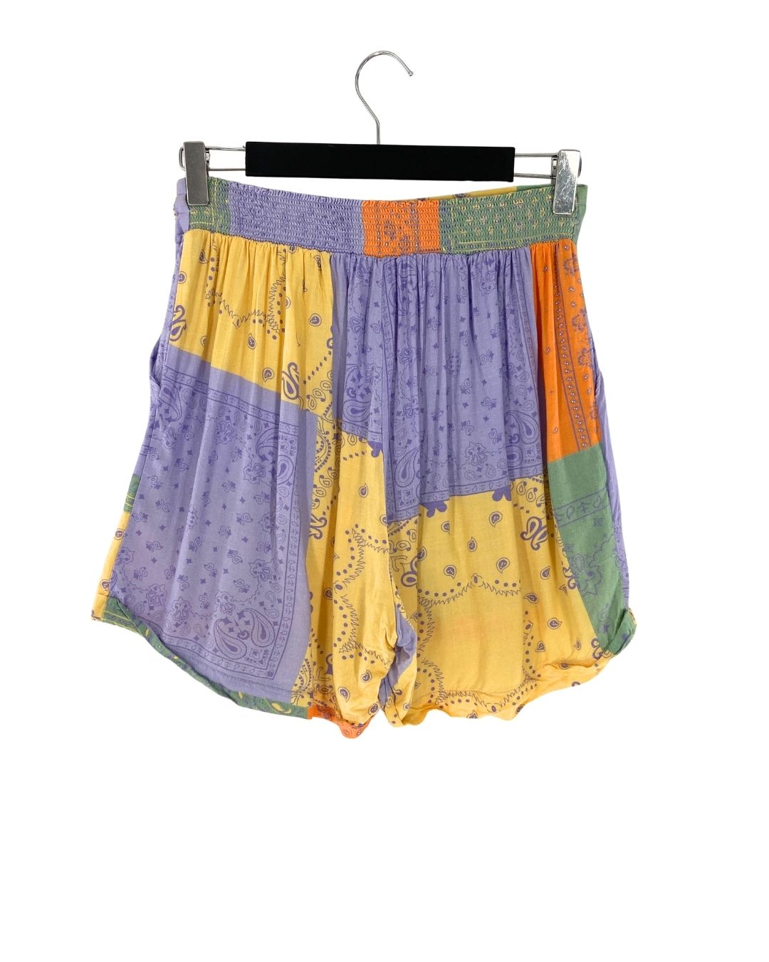 Short mini encauchado print