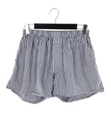 Short encauchado a rayas