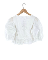 Blusa en ojalillo