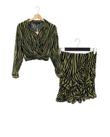 Set de blusa crop y falda