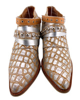 Botines en cuero de tacon
