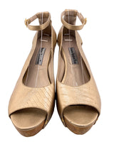 Peep toe en cuero con textura