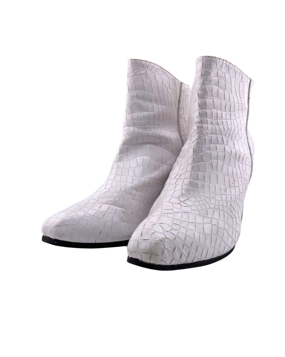 Botines en cuero con textura