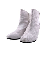 Botines en cuero con textura