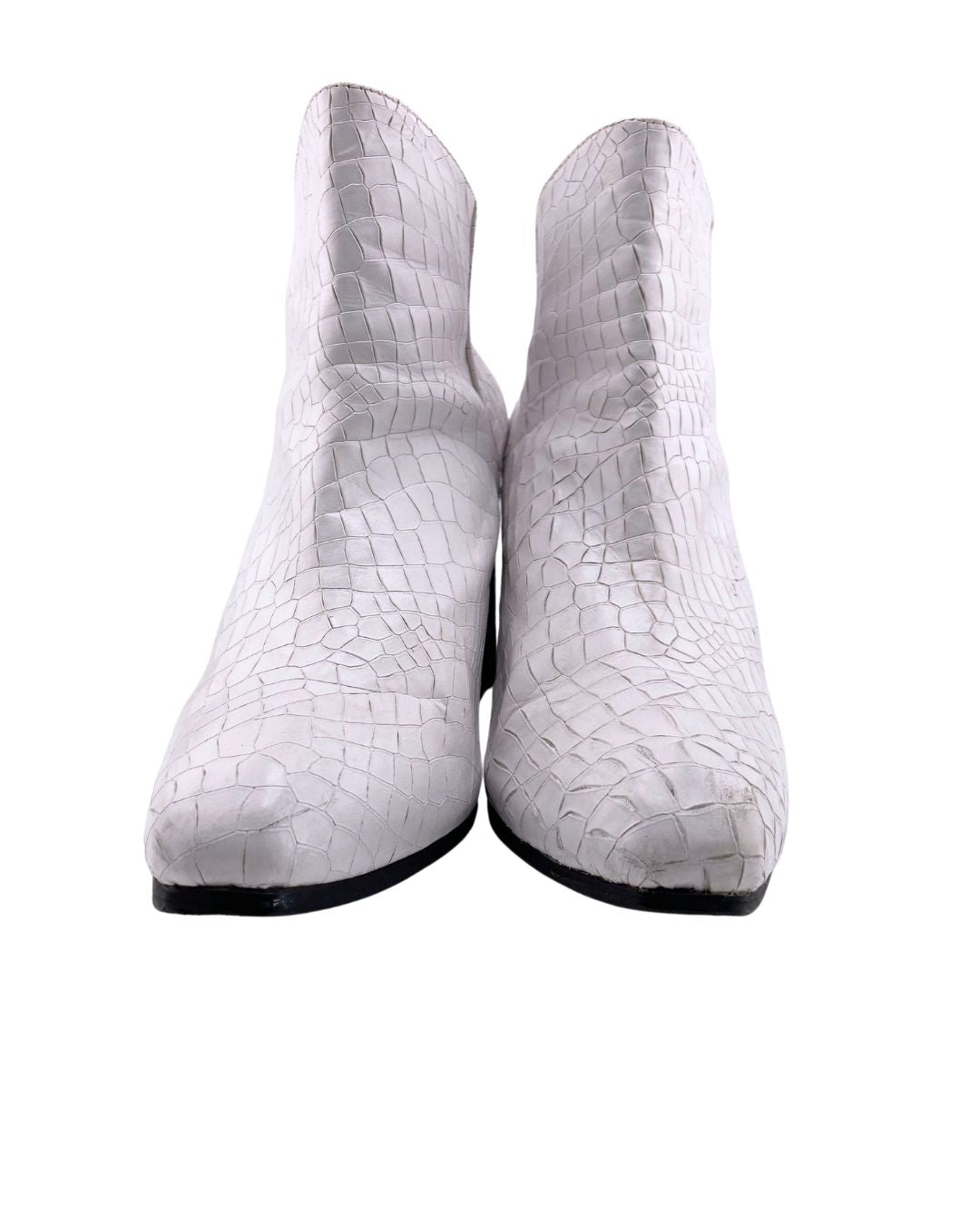 Botines en cuero con textura