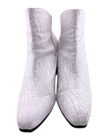 Botines en cuero con textura