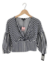 Blusa a rayas anudada