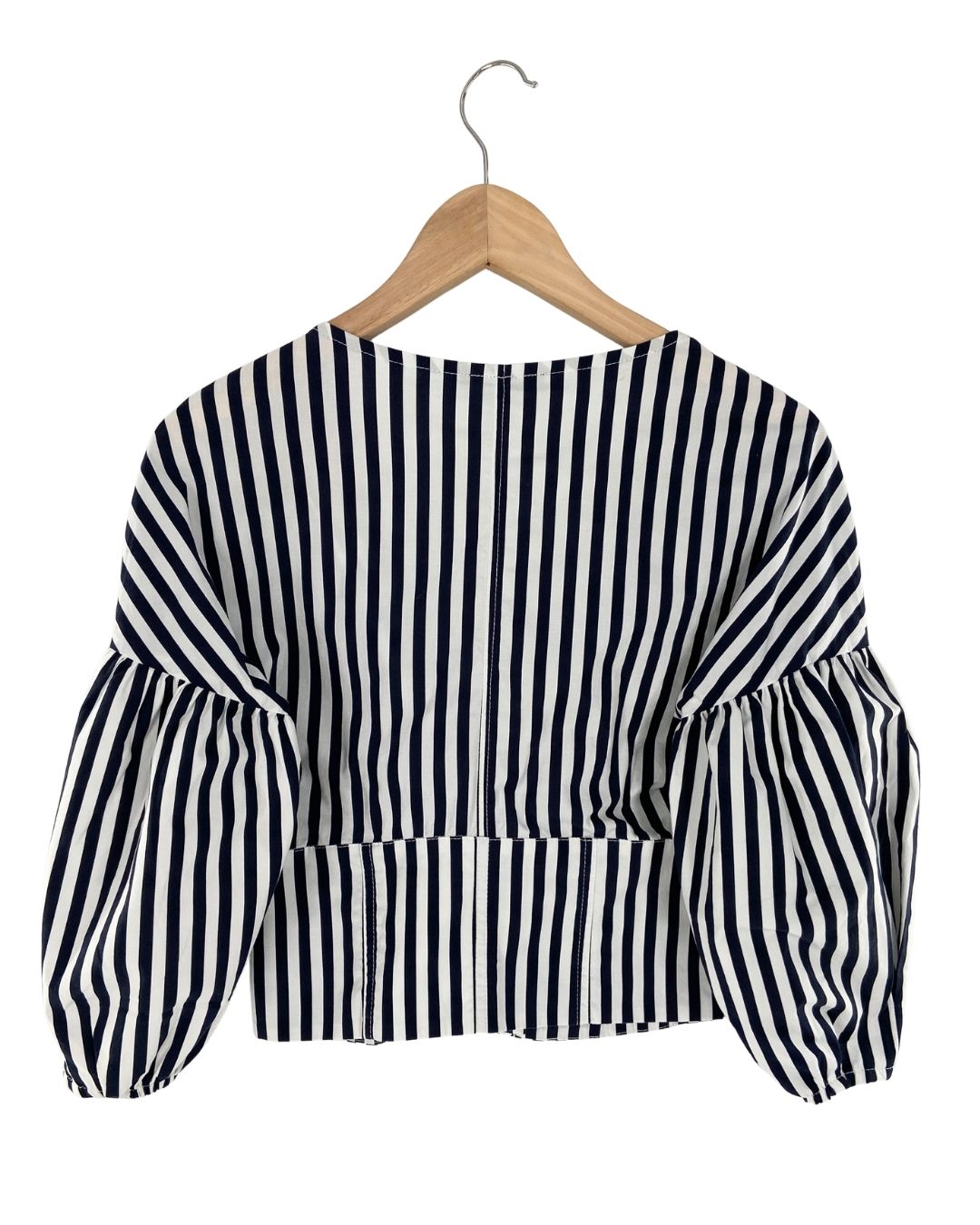 Blusa a rayas anudada