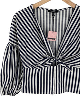 Blusa a rayas anudada