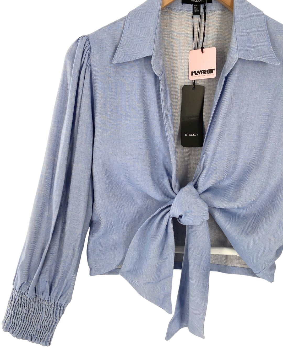 Blusa anudada