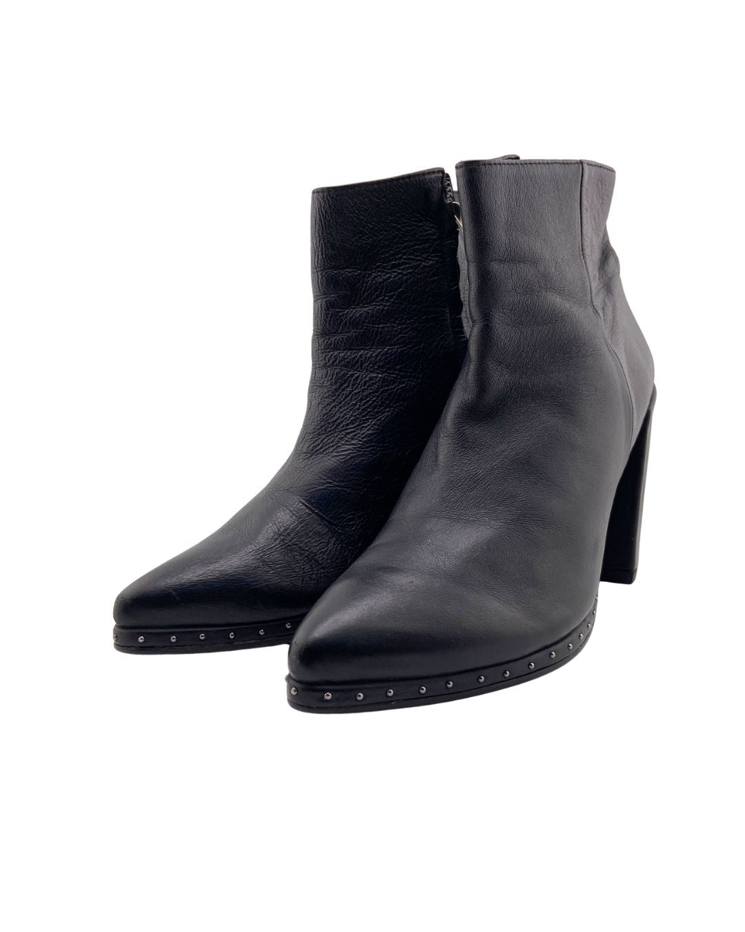 Botines de tacon en cuero
