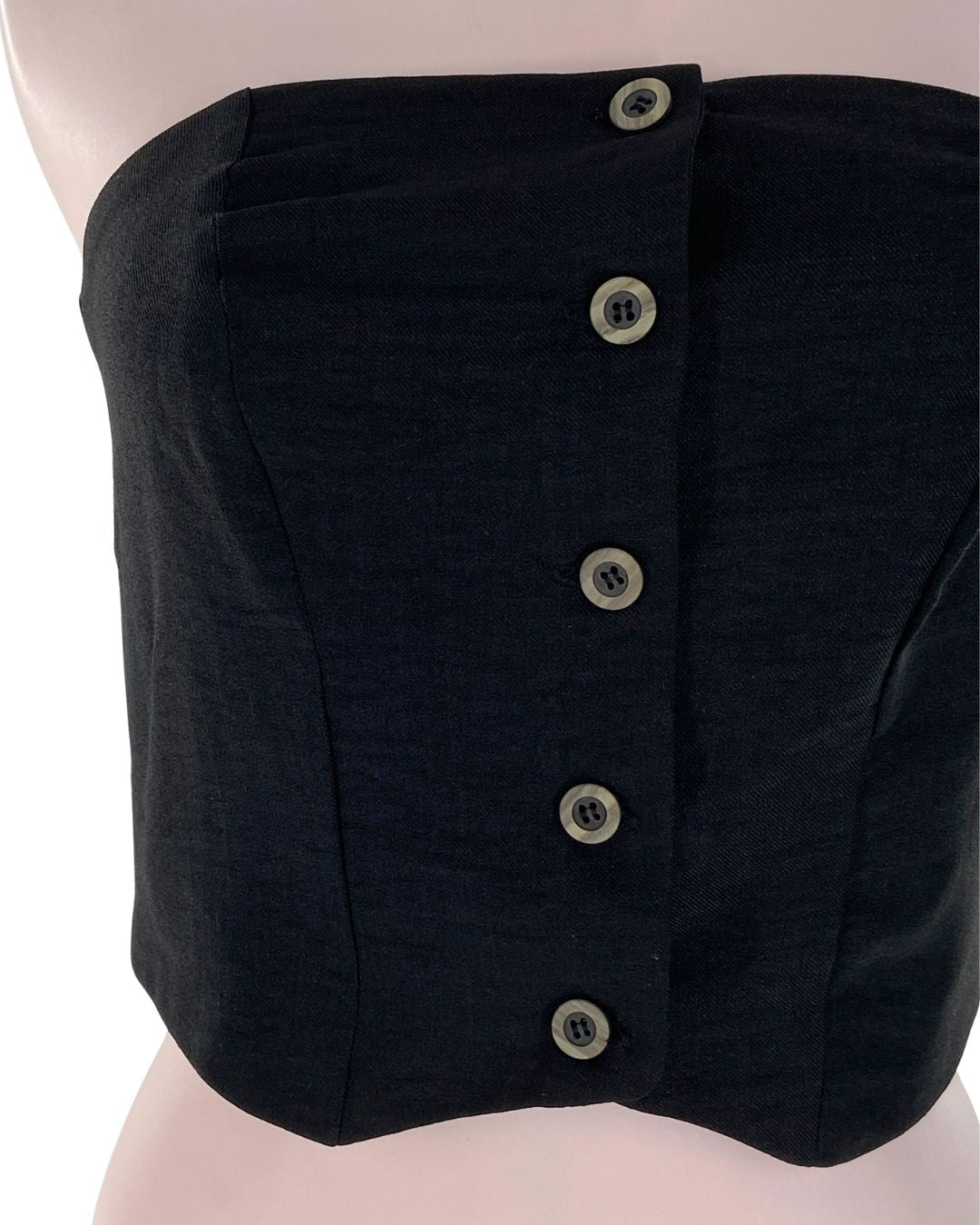 Blusa strapless abotonados
