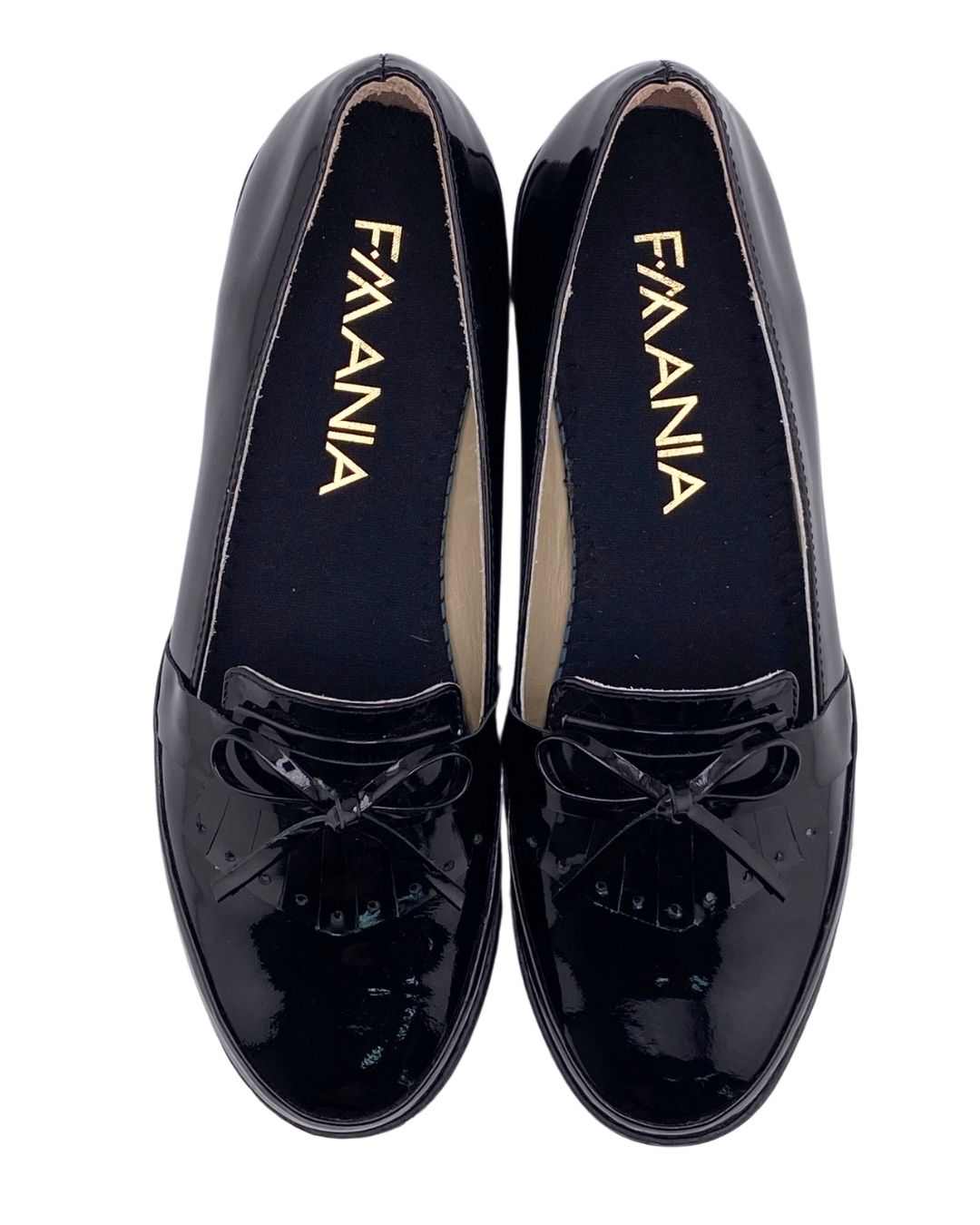 Mocasines de tacon en charol