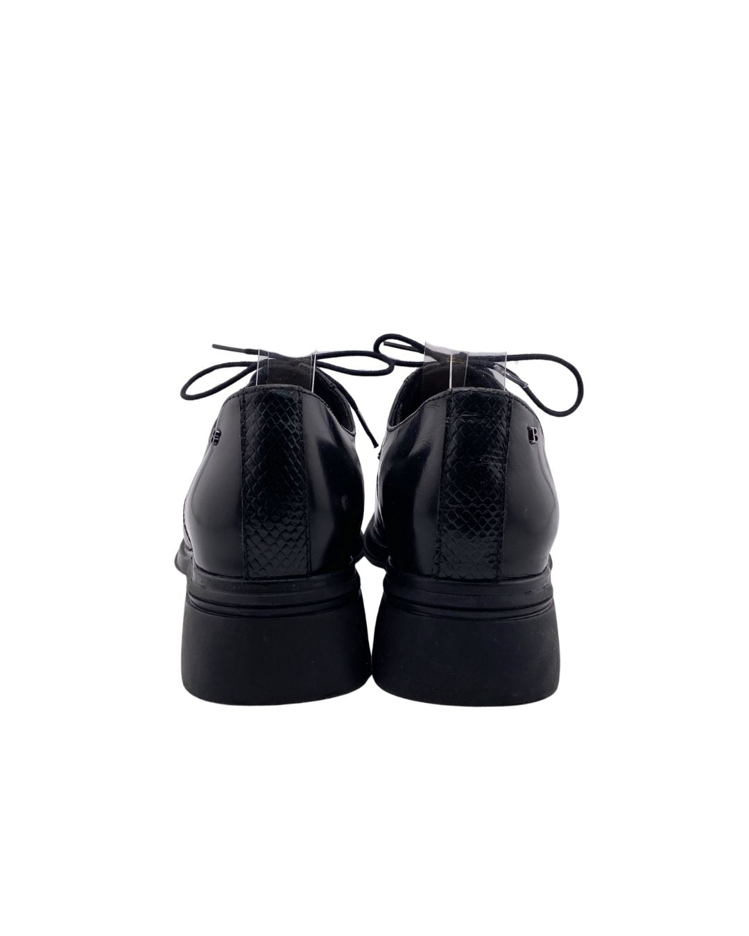 Oxford con cordones patron