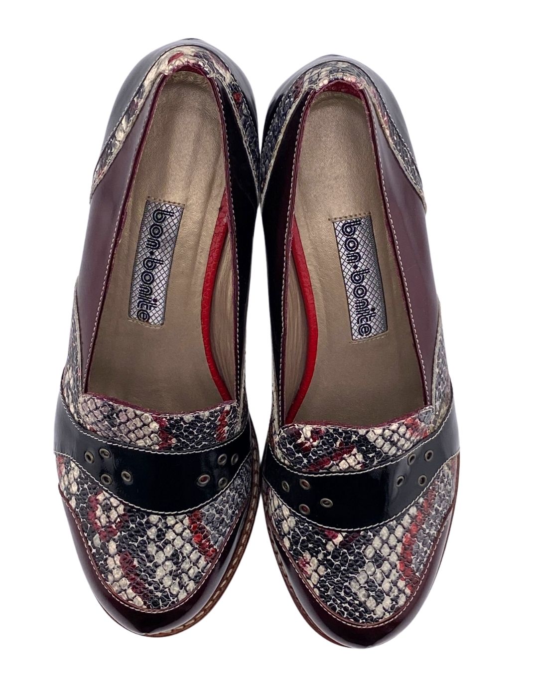 Mocasines de tacon en charol