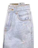 Jean clasico con desgastes