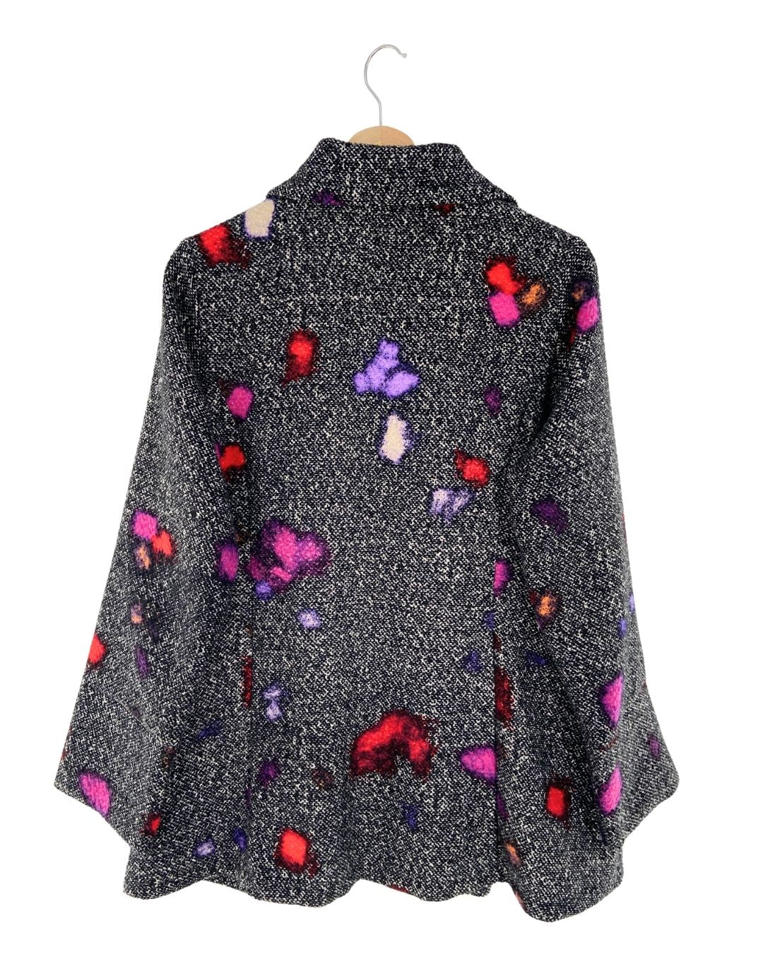 Chaqueta tejida con diseño