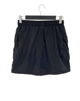 Falda mini cargo encauchada