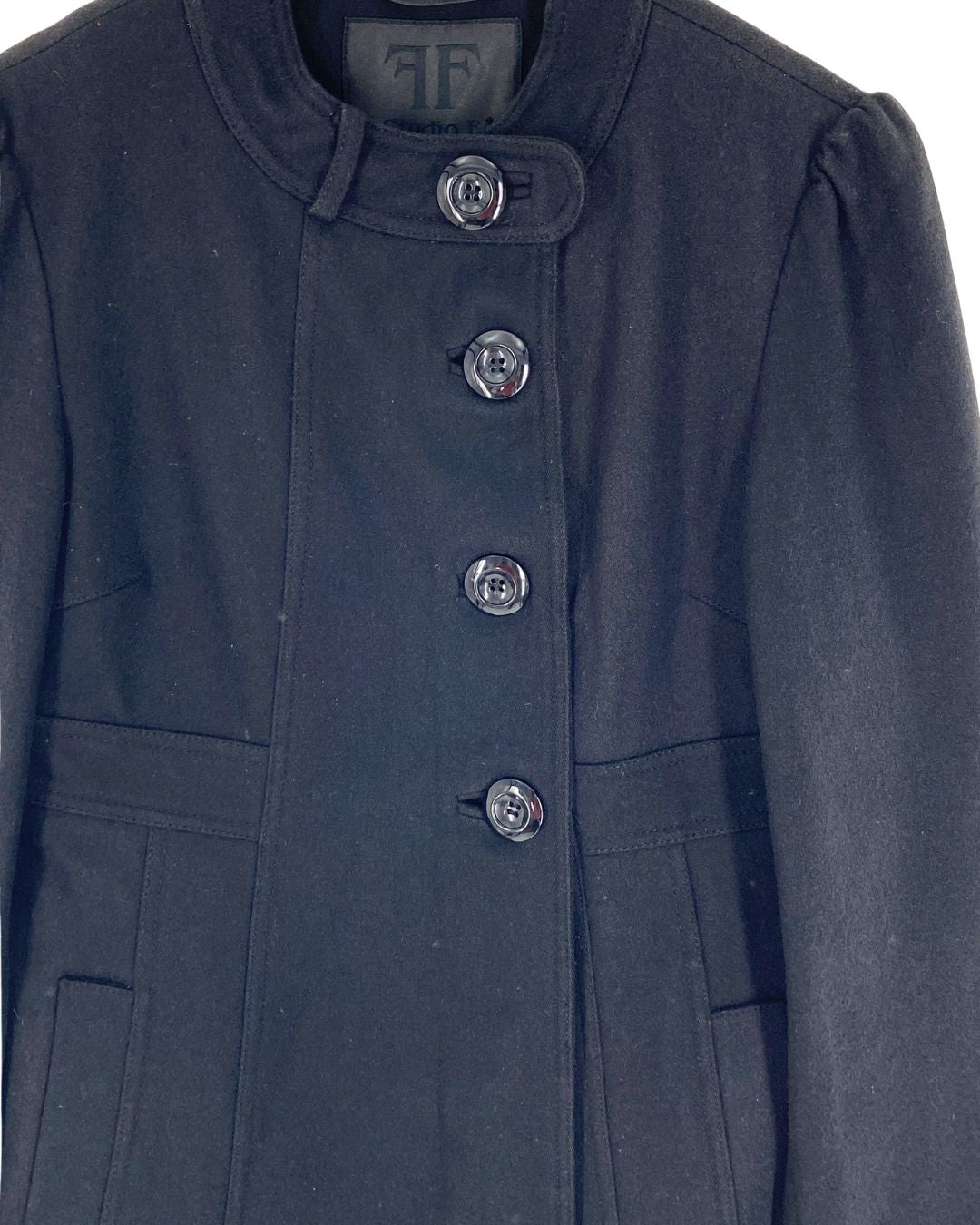 Chaqueta abotonada en paño
