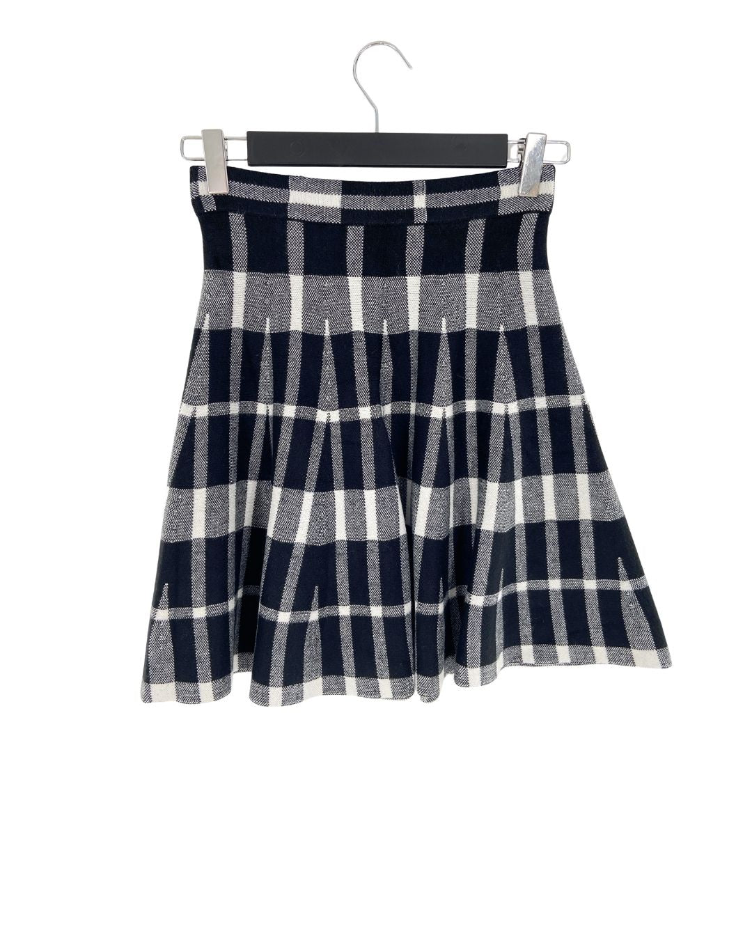 Falda mini tejida con diseño