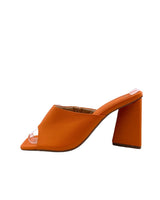 Sandalias tacon triangular