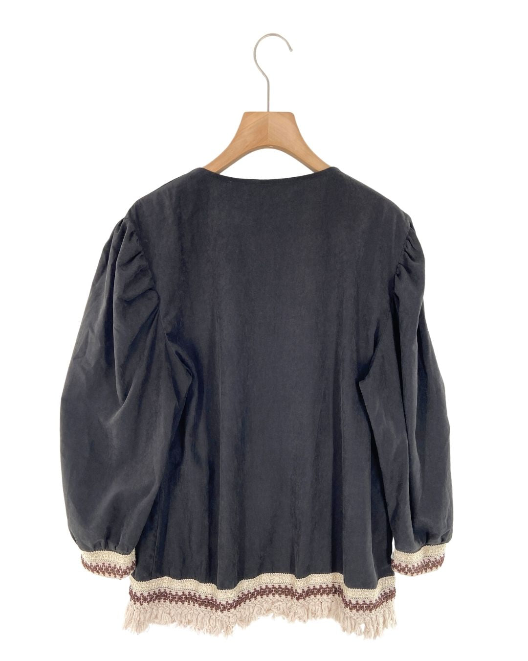 Chaqueta abierta con borlas