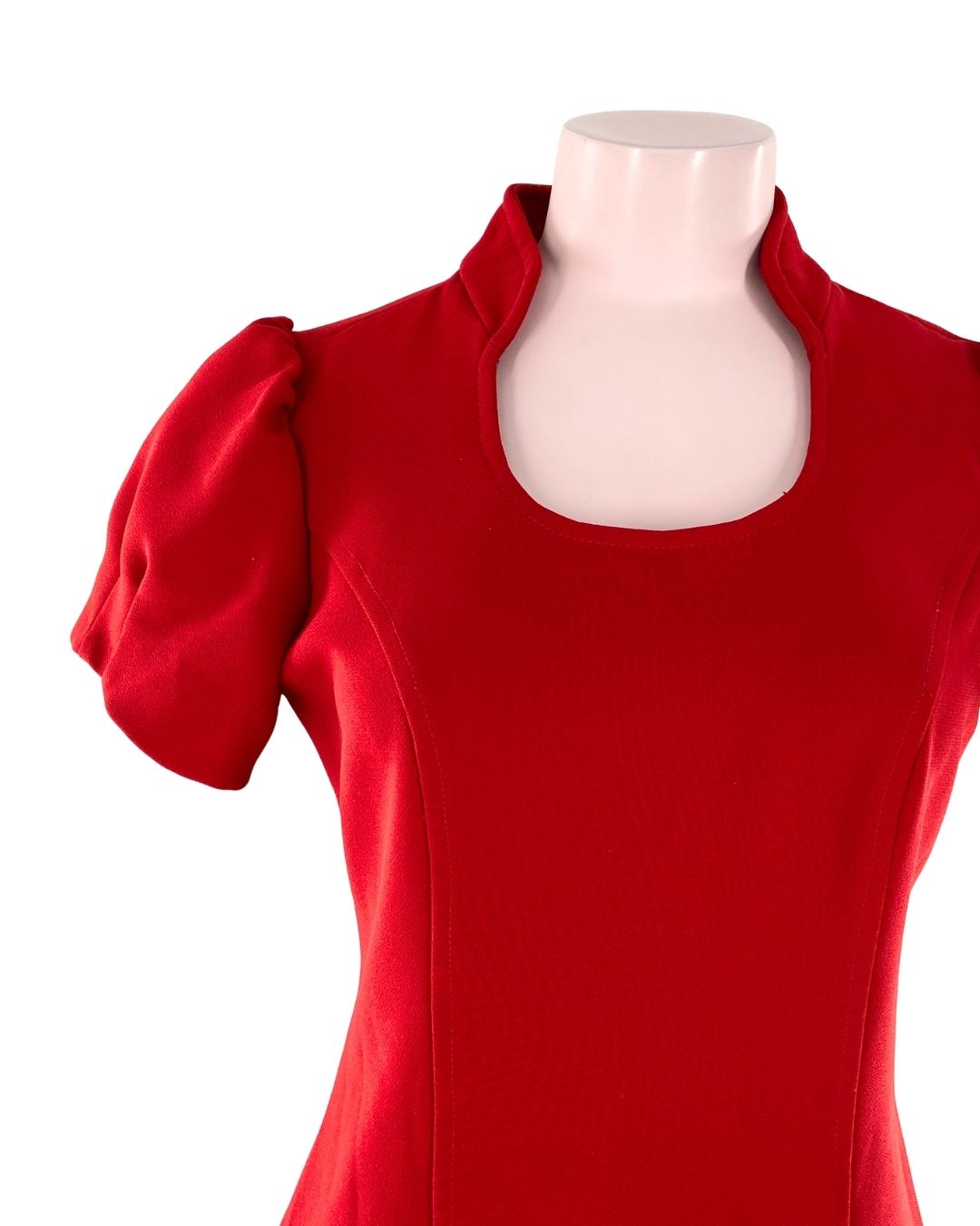 Vestido midi manga corta