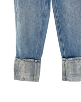 Mom jean rigido con desgastes