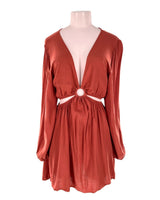 Vestido mini con cut out