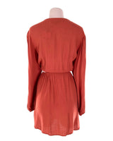 Vestido mini con cut out